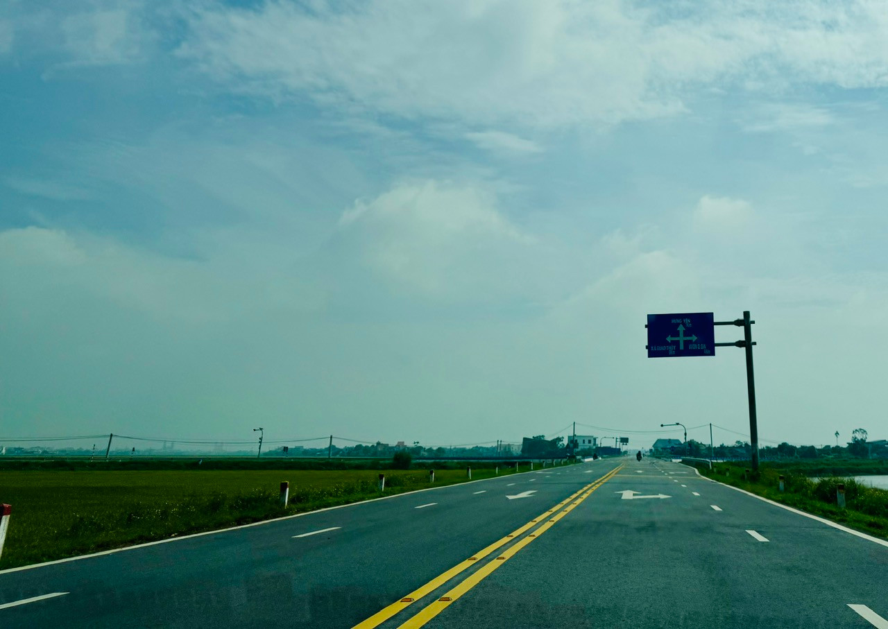 Chính thức thông xe cầu vượt sông nghìn tỷ kết nối 2 tỉnh Nam Định và Thái Bình cũ- Ảnh 4.