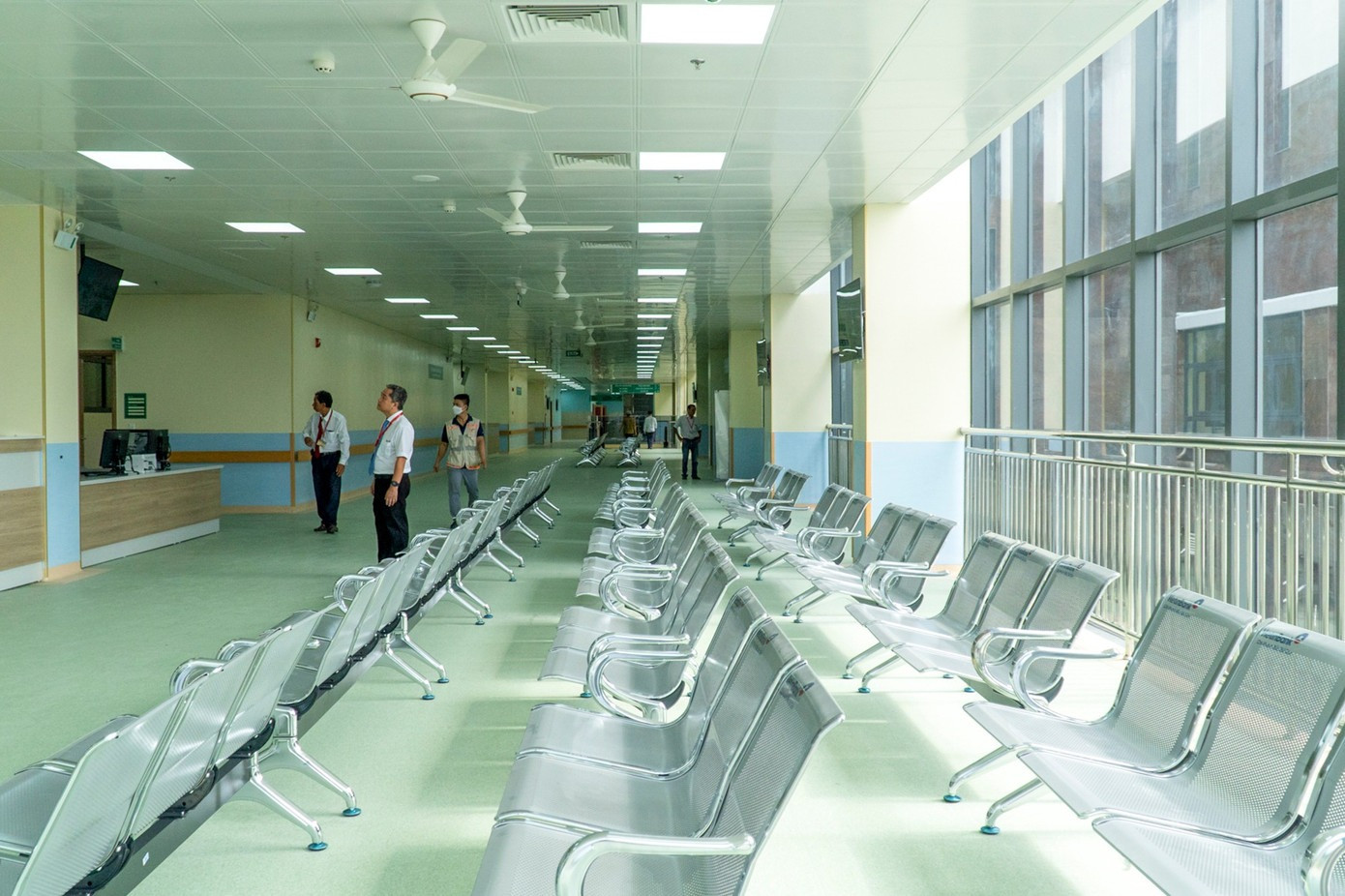 TP giàu nhất Việt Nam mới có thêm bệnh viện gần 2.000 tỷ: Nằm ở cửa ngõ Tây Bắc, theo đúng chuẩn quốc tế- Ảnh 4. TP giàu nhất Việt Nam mới có thêm bệnh viện gần 2.000 tỷ: Nằm ở cửa ngõ Tây Bắc, theo đúng chuẩn quốc tế- Ảnh 4.