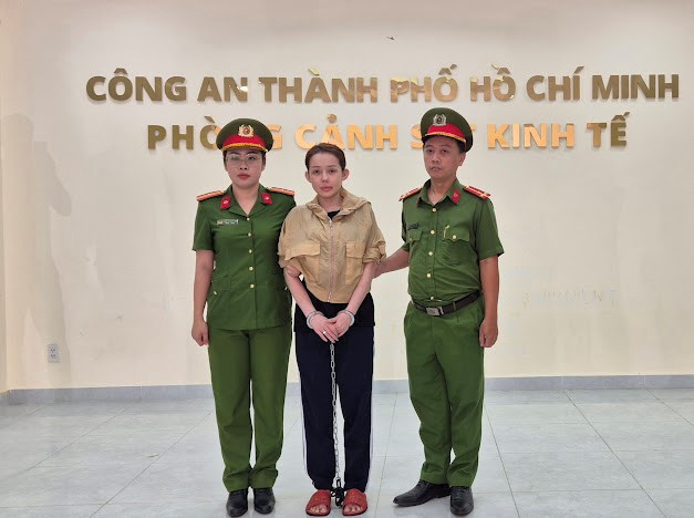 Khởi tố, bắt khẩn cấp Ng&acirc;n 98 - ảnh 1