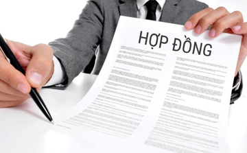 Bộ Tài chính mạnh tay chấn chỉnh tình trạng ngân hàng ép khách mua bảo hiểm