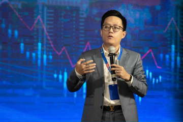 Chuyên gia Yuanta: Cuộc chiến thuế quan Mỹ - Trung có thể kích hoạt nhịp điều chỉnh mạnh ngay đầu tuần