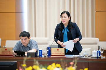 Đại biểu Quốc Hội: 'Liệu người ký hợp đồng bảo hiểm có hiểu hết những điều khoản hay không?'