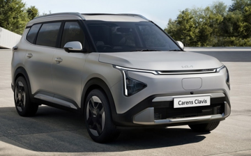 Kia ra mắt mẫu MPV 6 chỗ giá hơn 420 triệu đồng: Có ghế thương gia, nhiều tùy chọn động cơ, đối thủ đáng gờm của Mitsubishi Xpander