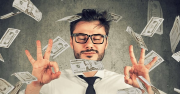 Dòng chảy lợi nhuận quý III/2025: VNDirect (VND) ước đạt nghìn tỷ đồng, một doanh nghiệp BĐS tăng gần 50%