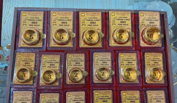 Giá vàng nhẫn bất ngờ vượt SJC