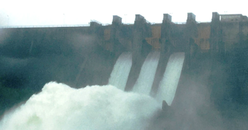 Sắp đón mưa lớn diện rộng, Huế khẩn trương hạ mực nước hồ chứa giữa ngày nắng