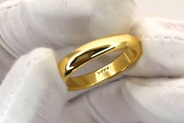 Thị trường vàng trong nước xuất hiện diễn biến hiếm có