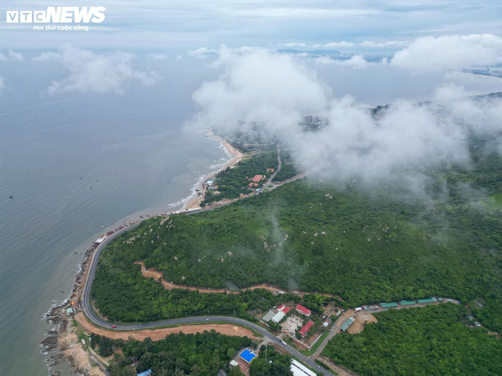 TP giàu nhất Việt Nam sắp hoàn thiện tuyến đường ven biển 7.000 tỷ, nối thông với xứ sở ngàn hoa- Ảnh 4.