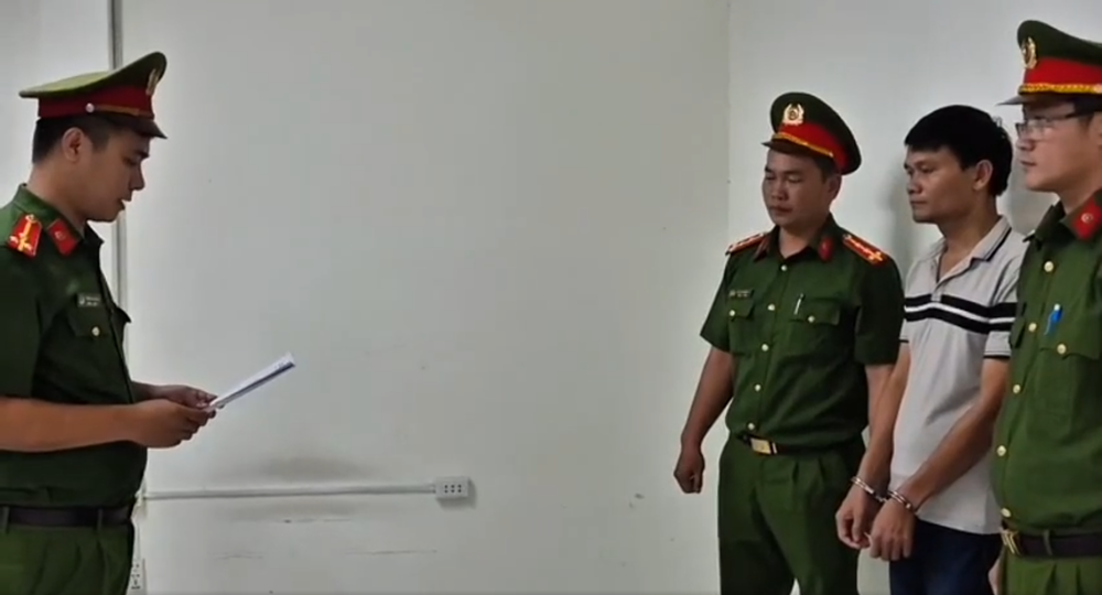 Khởi tố, bắt bác sĩ Bùi Đức Nhiên - ảnh 2