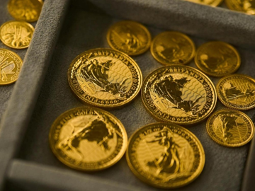 Ai quyết định giá trị của vàng, giá vàng được tính như thế nào?