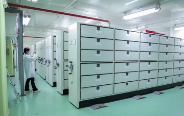 Bên trong hệ thống lưu trữ hiện đại hàng đầu Đông Nam Á của Việt Nam: Nằm độ sâu 12m dưới lòng đất, đang lưu giữ nhiều Bảo vật Quốc gia