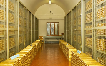 Quốc gia châu Âu trụ vững giữa khủng hoảng nợ công nhờ 'kho báu' hơn 2.400 tấn vàng lớn thứ 3 toàn cầu