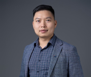 Tiến sĩ 9X được giải Quả cầu Vàng 2025: Nhân tài được tỷ phú Phạm Nhật Vượng chiêu mộ, thủ khoa đại học hàng đầu cả nước