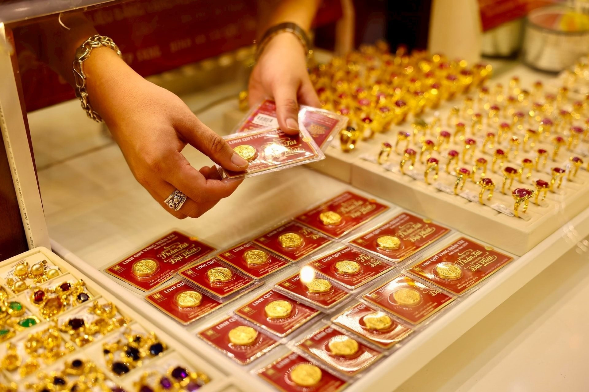 gia-vang-1-1707.jpg