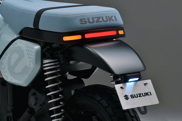 Suzuki e-VanVan-3