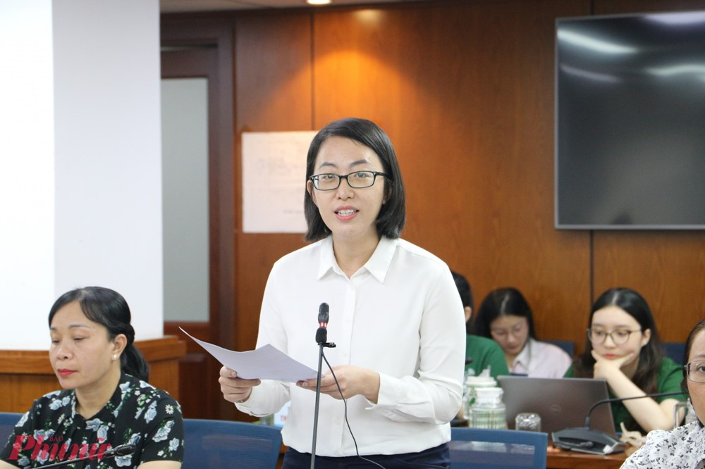 Ông Johnathan Hạnh Nguyễn, ca sĩ Phương Mỹ Chi nhận vinh dự lớn - ảnh 1