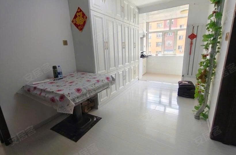 Căn hộ 65m² chỉ 37 triệu đồng nhưng vẫn không ai mua, nhà siêu rẻ tràn ngập Trung Quốc - ảnh 3