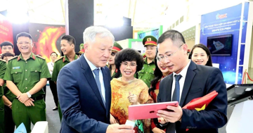 Blockchain - Hơn cả tiền mã hóa: Hướng tới định danh, truy xuất và chứng thực số