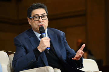 Giáo sư đoạt Nobel Kinh tế 2025 cảnh báo: Châu Âu đang tụt hậu nghiêm trọng, không chỉ so với Mỹ mà cả Trung Quốc