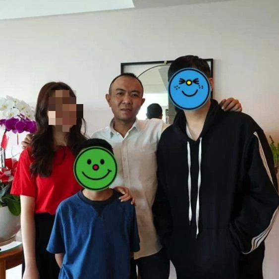 Hé lộ gia tộc kín tiếng nắm giữ ‘đế chế’ đa ngành nghìn tỷ: Thế hệ kế nghiệp học vấn ‘cực khủng’, nhiều người làm Chủ tịch, Giám đốc - ảnh 7