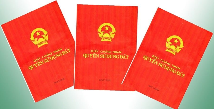 Từ bây giờ, người dân chuyển nhượng đất khi chưa có sổ đỏ sẽ bị phạt rất nặng- Ảnh 1. Từ bây giờ, người dân chuyển nhượng đất khi chưa có sổ đỏ sẽ bị phạt rất nặng- Ảnh 1.