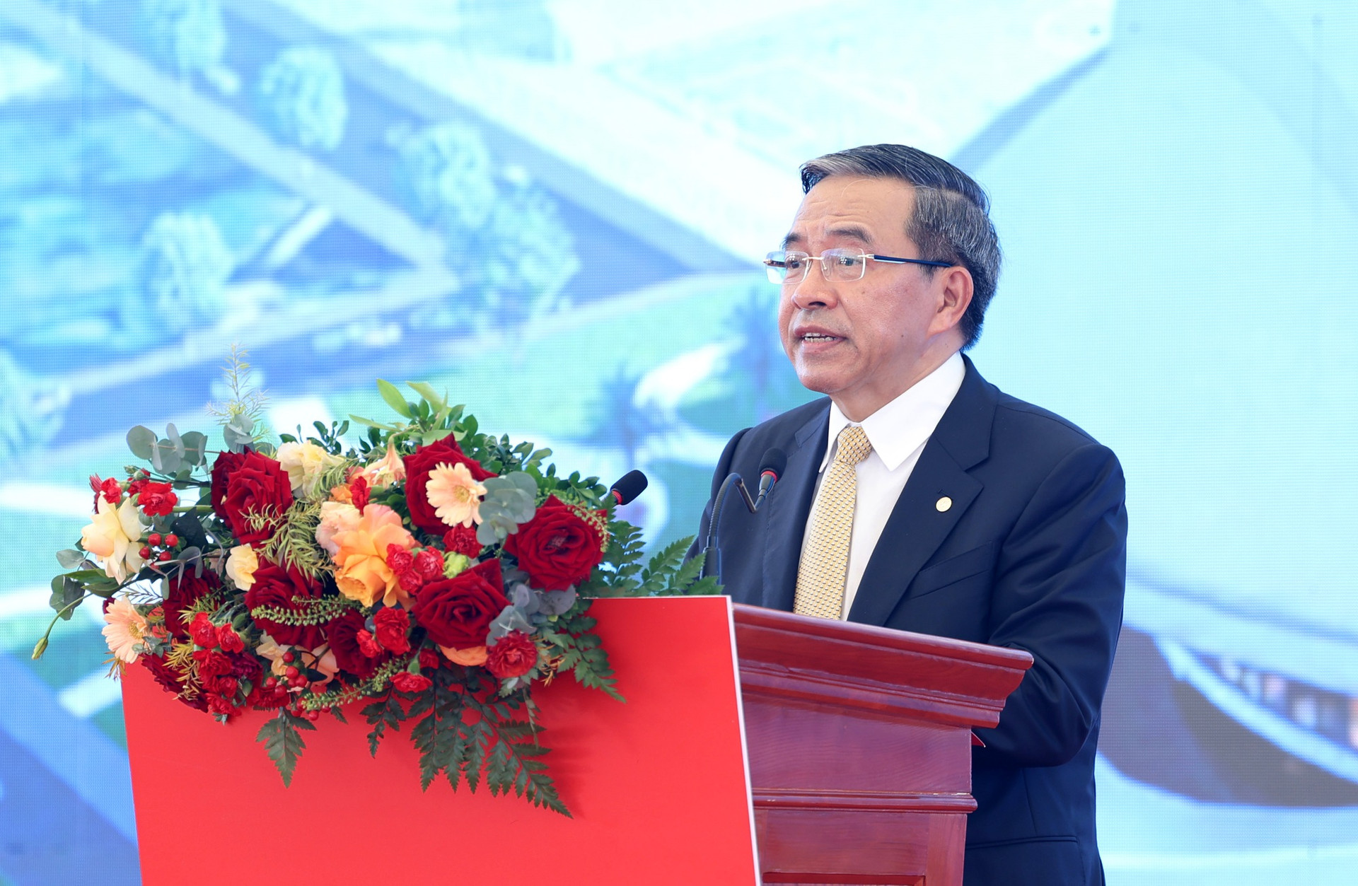 Tổng Bí thư Tô Lâm dự lễ khởi công xây dựng sân vận động tiên tiến hàng đầu thế giới- Ảnh 7.