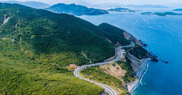 Tỉnh có đường bờ biển dài nhất Việt Nam sẽ làm hầm xuyên núi khoảng 6km thay thế cung đèo thường xuyên bị sạt lở vào mùa mưa bão