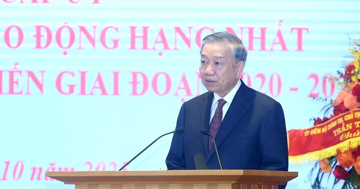 Tổng Bí thư: Văn phòng Trung ương Đảng cần đóng vai trò 'nhạc trưởng'