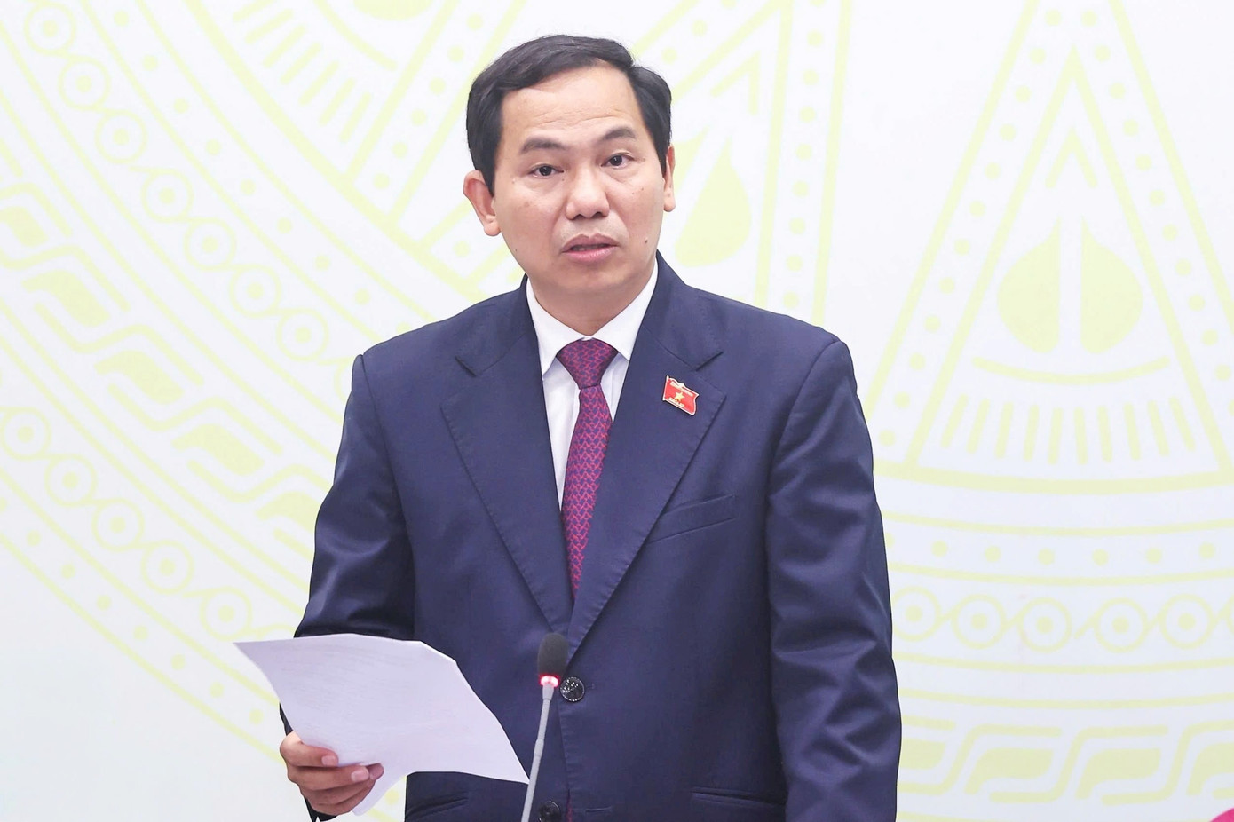 Phó Chủ nhiệm Thường trực Văn phòng Quốc hội Lê Quang Mạnh. 1910qh1.jpg