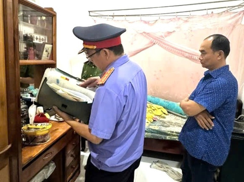 Khám xét nơi ở, bắt Hồ Thị Mỹ Hạnh sinh năm 1978 - ảnh 2