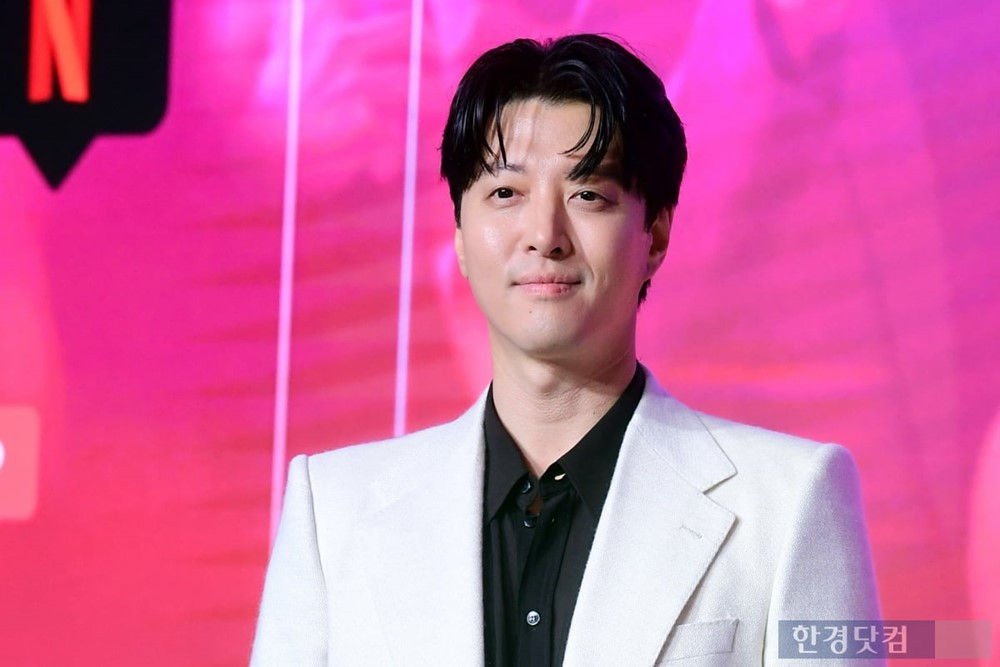 Nam diễn viên nổi tiếng mắc bệnh hiếm gặp, chỉ 1% dân số nước này mắc phải - ảnh 1