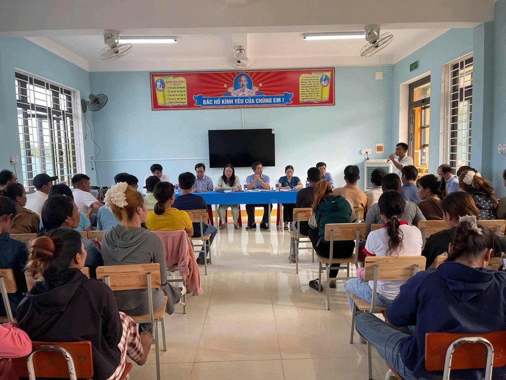 Chính thức đình chỉ Phó Hiệu trưởng Đỗ Thị Hồng Huế - ảnh 2