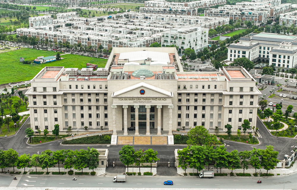 Tuyên án một cán bộ Cục Thuế sinh năm 1971 - ảnh 1