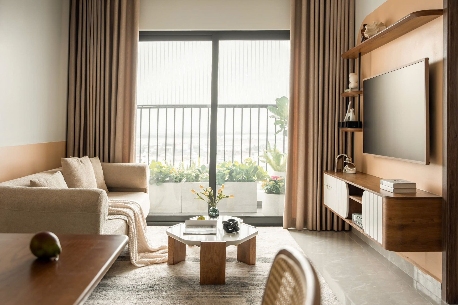 Căn hộ ấm áp giữa lòng thành phố cảng: Không gian giản dị nhưng khiến bao người ước mơ- Ảnh 1.