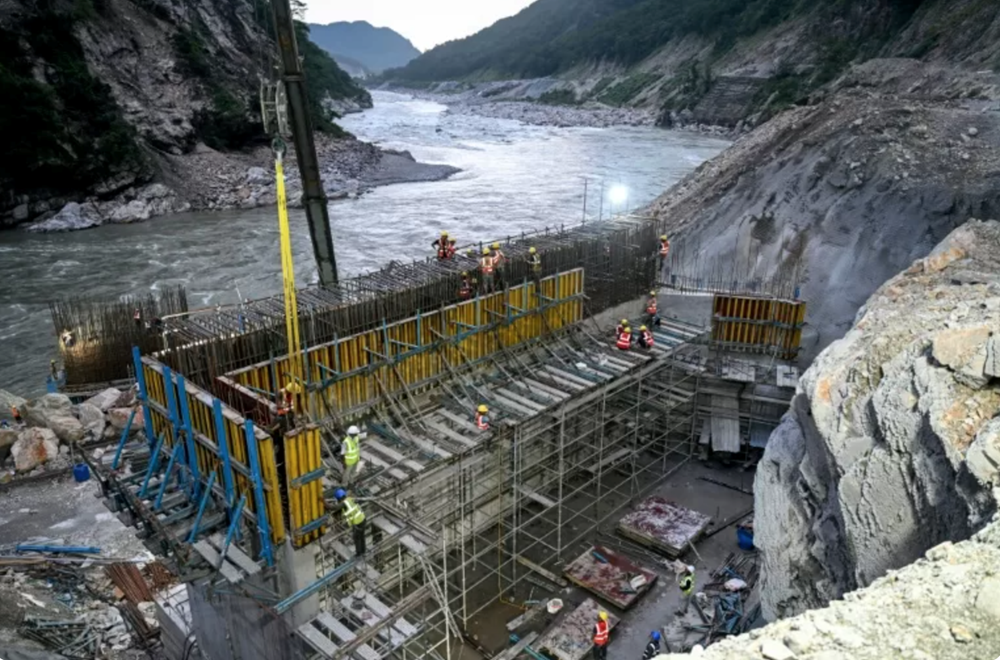 Quốc gia châu Á muốn xây đập thủy điện khổng lồ đối phó ‘bom nước’ hơn 4,4 triệu tỷ đồng của Trung Quốc - ảnh 1