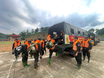 Hơn 1.000 cảnh sát cơ động xuất quân làm nhiệm vụ đặc biệt quan trọng