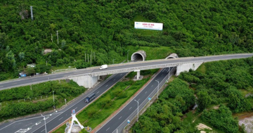 Sắp thông xe toàn tuyến cao tốc nghìn tỷ có bóng dáng Sơn Hải, giúp rút ngắn quãng đường Khánh Hòa - TP. HCM từ 8 giờ còn 5,5 giờ