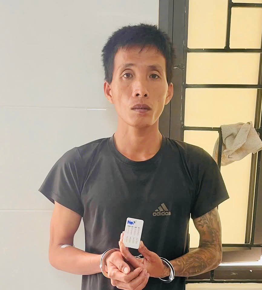 Bắt khẩn cấp bố dượng ở Hà Tĩnh nghi bạo hành con riêng của vợ - ảnh 1