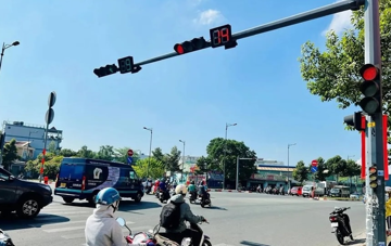 Quy định mới nhất về đèn xanh, đèn đỏ, đèn vàng, phải biết để chấp hành nghiêm, tránh bị phạt nặng khi camera AI hoạt động rất ưu việt