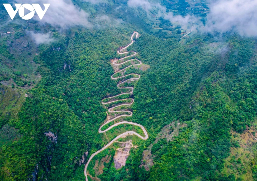 Cung đèo 15 tầng ‘đáng sợ nhất Việt Nam’: Có từ thời Pháp thuộc, nằm tại vùng đất có đường biên giới dài nhất với Trung Quốc- Ảnh 2.