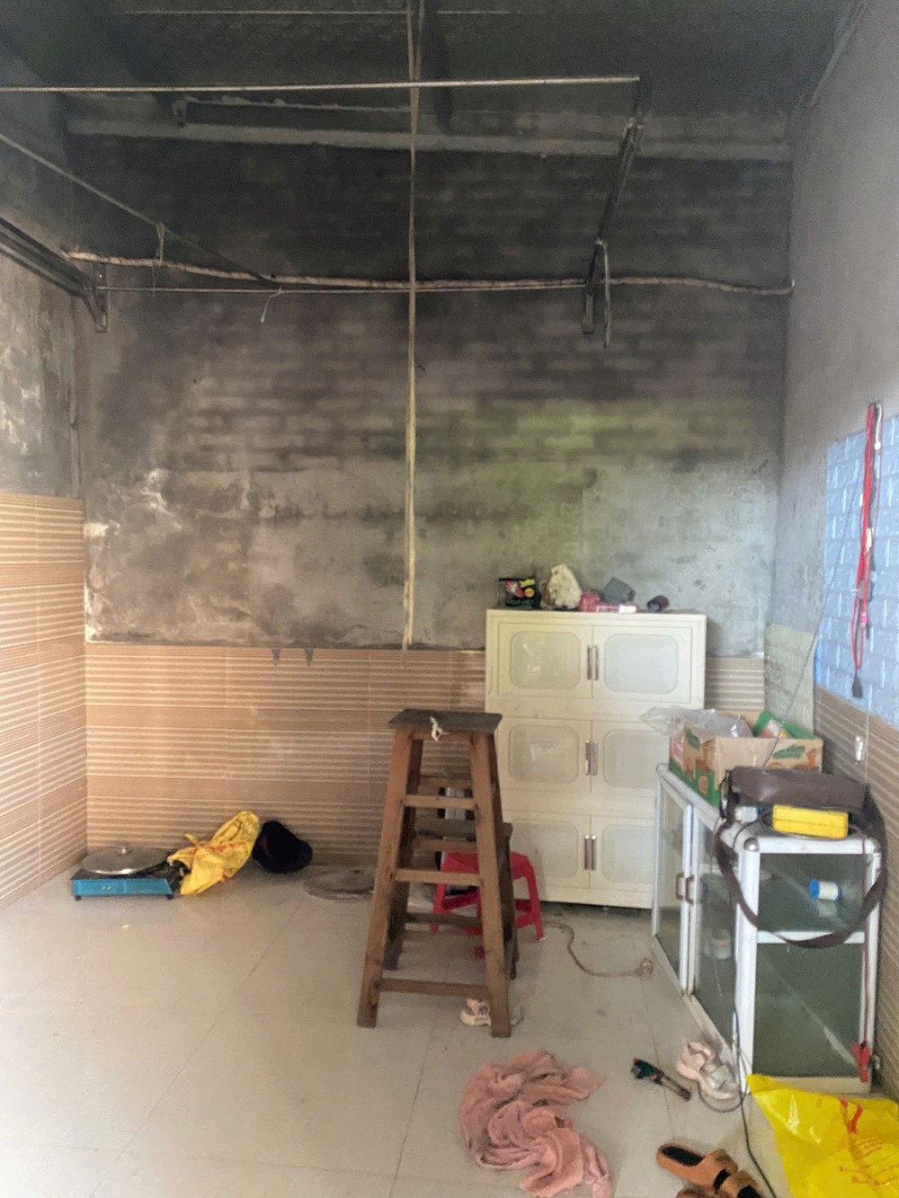 Giải cứu bé gái 4 tuổi ở Bắc Ninh - ảnh 1