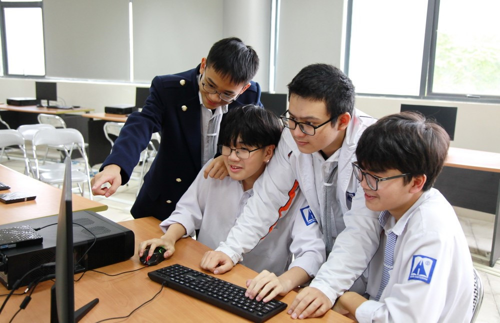 Trường chuyên 6 lần đón cầu truyền hình Olympia: Cái nôi đào tạo hơn 1.000 <a style='text-decoration: none;' href='/HSG'>HSG</a> quốc gia, biểu tượng của tình hữu nghị Việt Nam-Hà Lan - ảnh 5