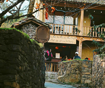 ‘Làng du lịch tốt nhất thế giới’ của Việt Nam: Từ bản nghèo vùng biên viễn thành 'làng cổ tích' nổi tiếng toàn cầu