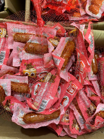 Lượng lớn xúc xích có nguồn gốc 'bí ẩn' bị phát hiện: Chủ cơ sở ở Cà Mau thừa nhận sự thật bất ngờ