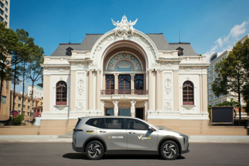 Xanh SM của tỷ phú Phạm Nhật Vượng chính thức vận hành taxi điện 7 chỗ 'luxury', màu nhận diện hoàn toàn khác biệt