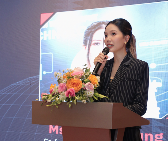Bà Chloe Phùng, Co-founder & CEO của U2U Network