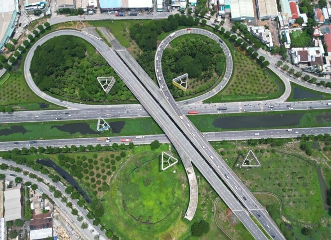 Thành phố giàu nhất Việt Nam sẽ gia tăng kết nối với tỉnh giáp Campuchia- Ảnh 2.