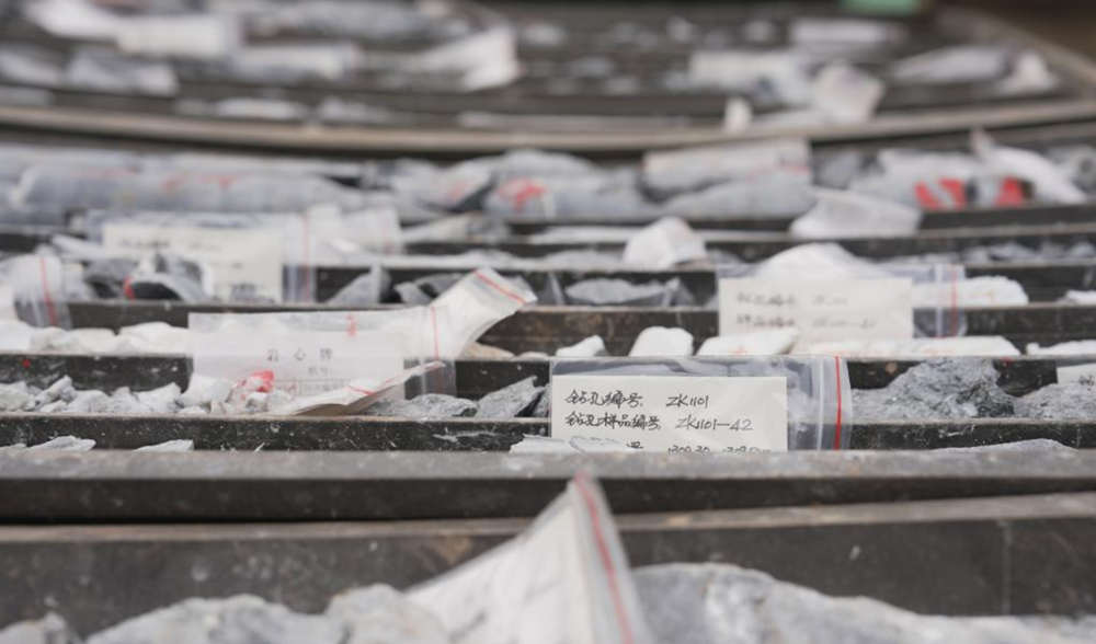 Tìm thấy mỏ vàng lớn trữ lượng vượt 1.000 tấn, trị giá 83 tỷ USD - ảnh 3