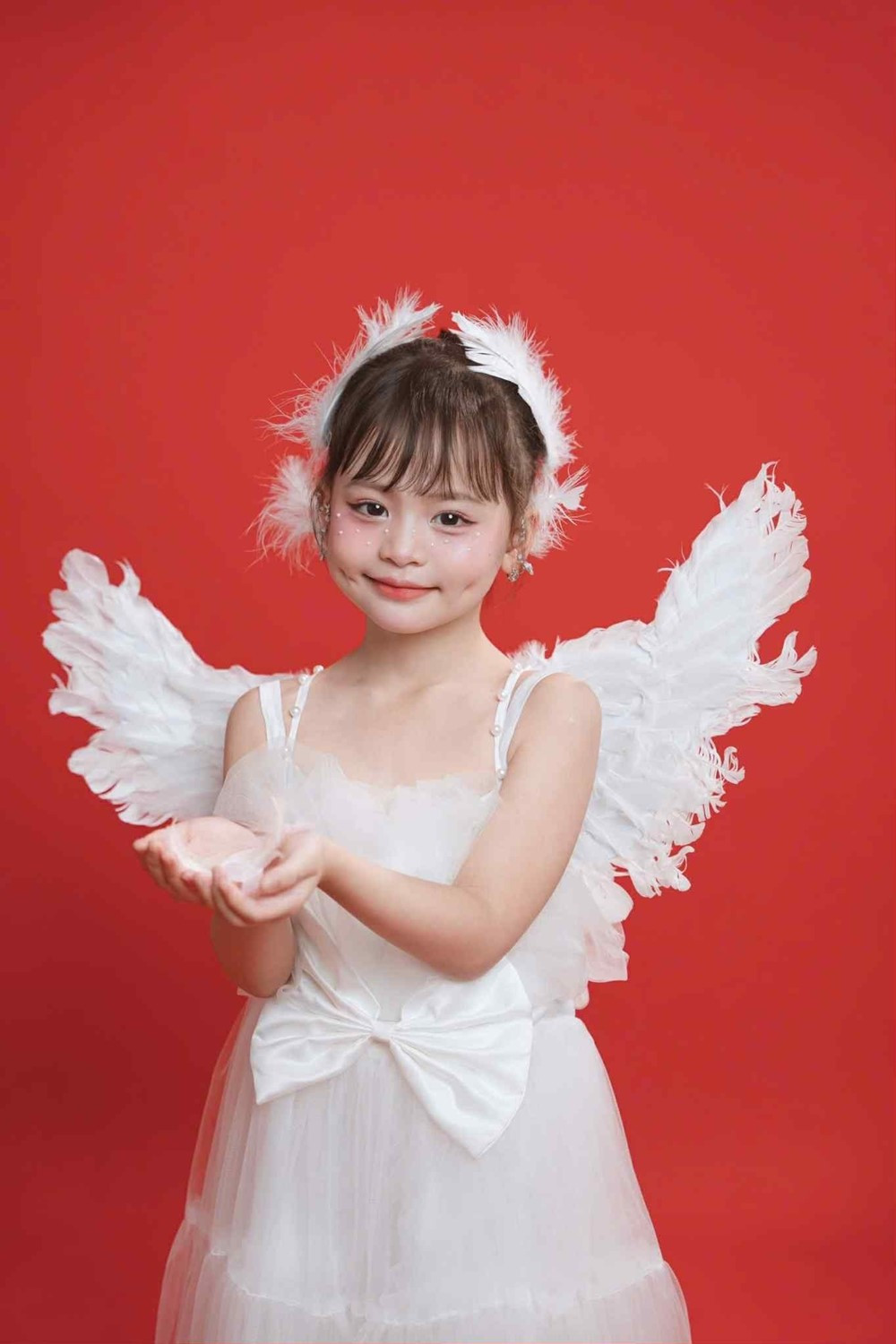 Gia thế thật của bé gái 7 tuổi cực 'đắt show', từng song ca với Mỹ Tâm tại Đại lễ 2/9 - ảnh 6