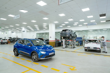 THACO và VinFast đồng loạt triển khai chính sách hỗ trợ đặc biệt